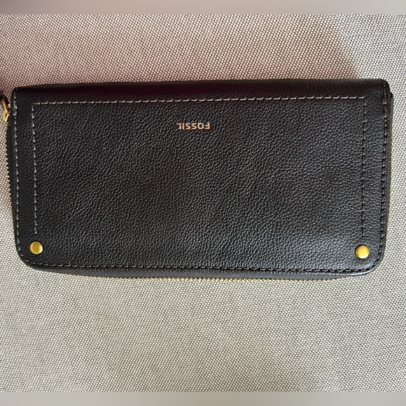 Fossil wallet - Picture 1 of 3